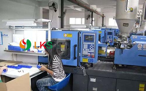 plastic mold factory